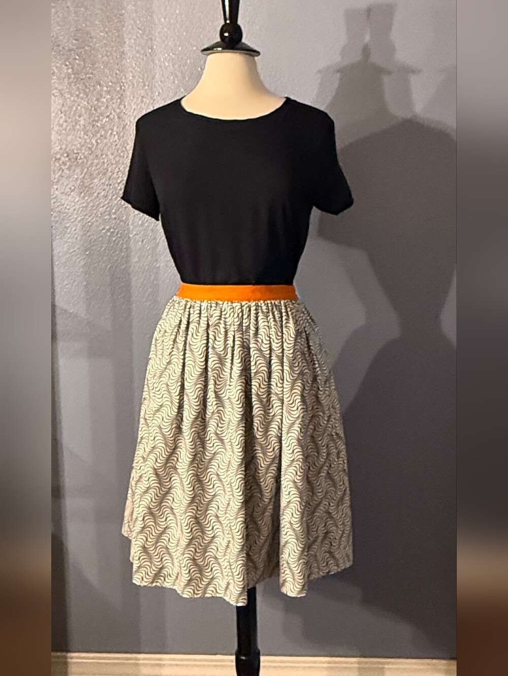Fox & Shrew Navy & White Wave Skirt and Orange Waistband Size 8